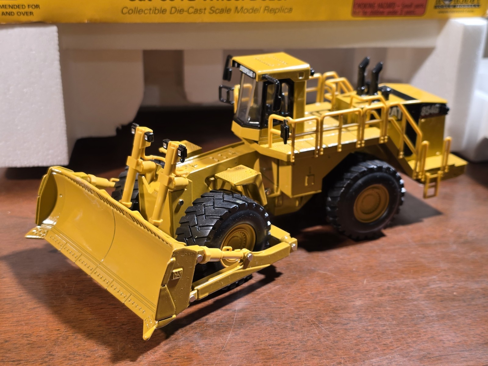 W/ BOX Norscot #55159 1:50 Scale Diecast CAT 854G Wheel Dozer 2005 Caterpillar