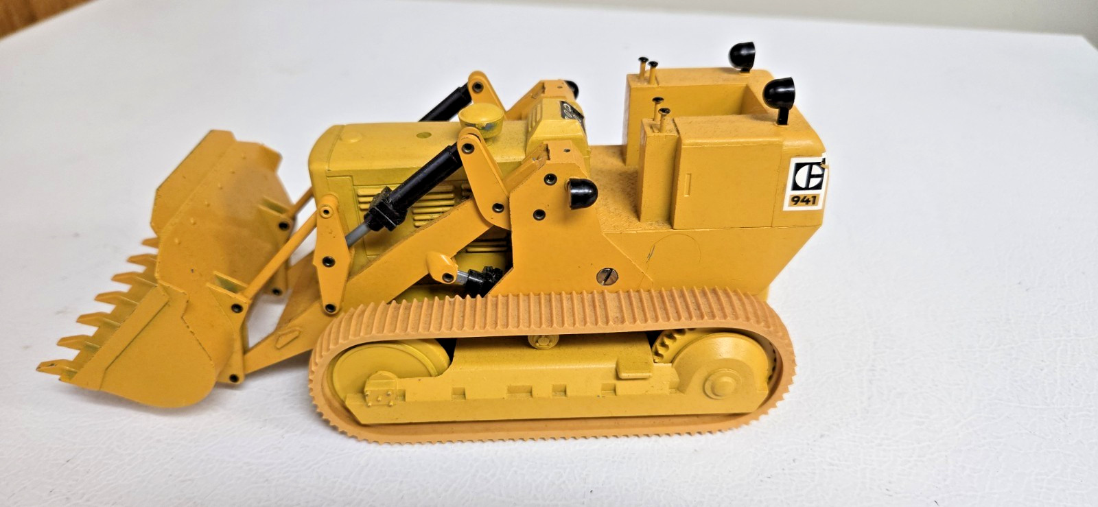 Vintage NZG CATERPIILLAR CAT 941 Track Loader Construction Toy – W. Germany