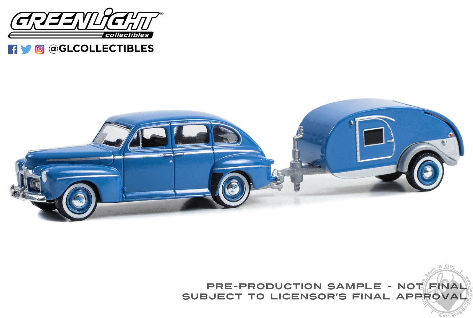 1942 Ford Fordor Super Deluxe w/Tear Drop Camper, Hitch & Tow 30, 1/64 Diecast