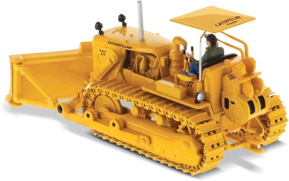 1:50 Caterpillar D7C Track Type Tractor – New Vintage Series by Diecast Masters