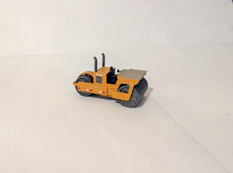 1/87 HO Scale Hyster C700 Series Asphalt Roller Custom Built 3D Printed Model