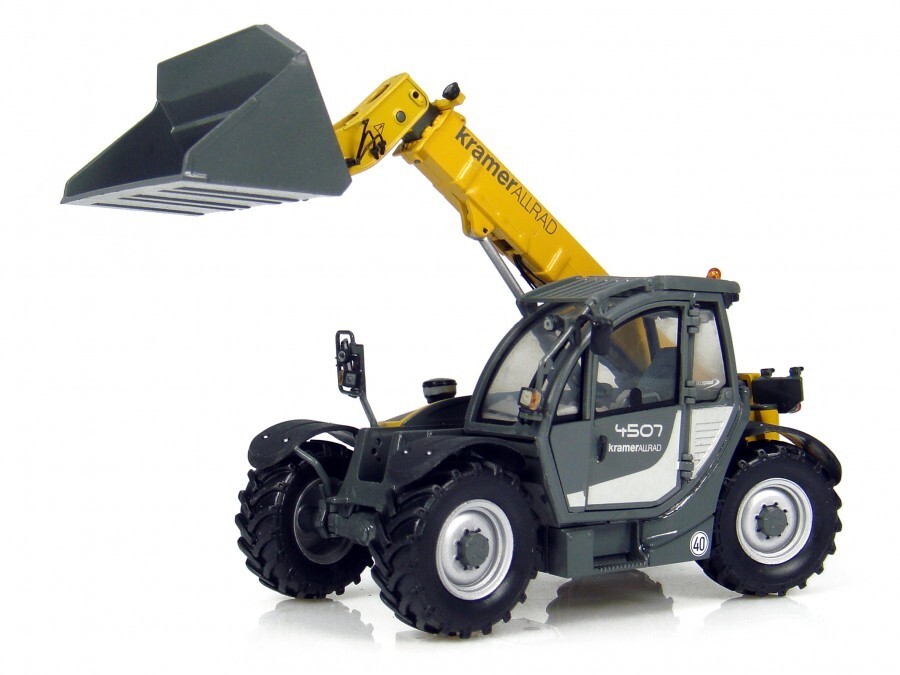 Universal Hobbies 8061 Kramer 4507 Loader w/Bucket 1/32 Die-cast MIB