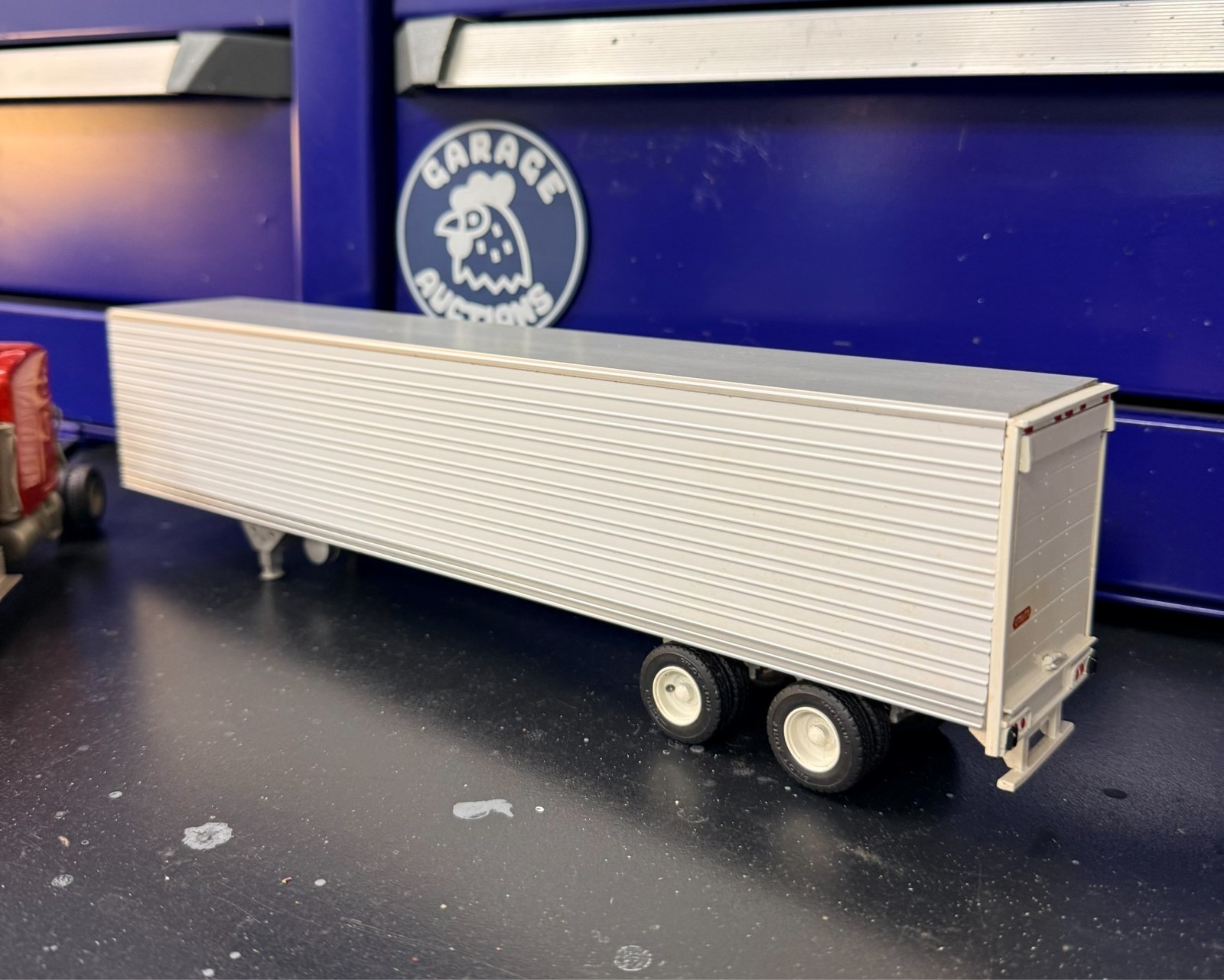 Utility 48′ Thermo King Reefer Van Trailer Truck Miniatures 1:48 Scale Model