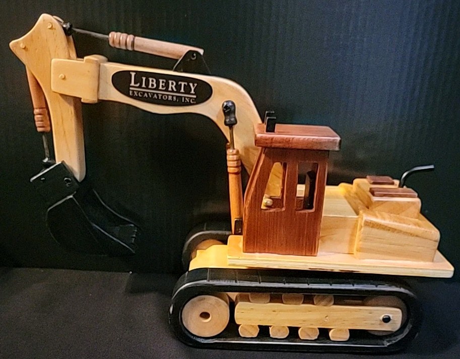 LIBERTY EXCAVATORS, INC WOODEN EXCAVATOR Model Toy (RARE) Decor Model. Beautiful