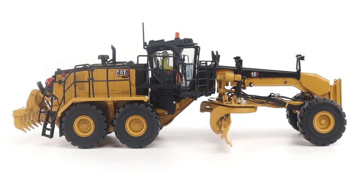 CAT 18M3 Motor Grader – High Line Series 1/50 Diecast