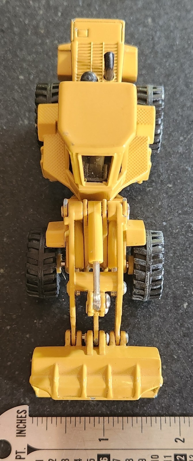ERTL Catepillar Model 950F Diecast Wheel Loader No Box As Pictured