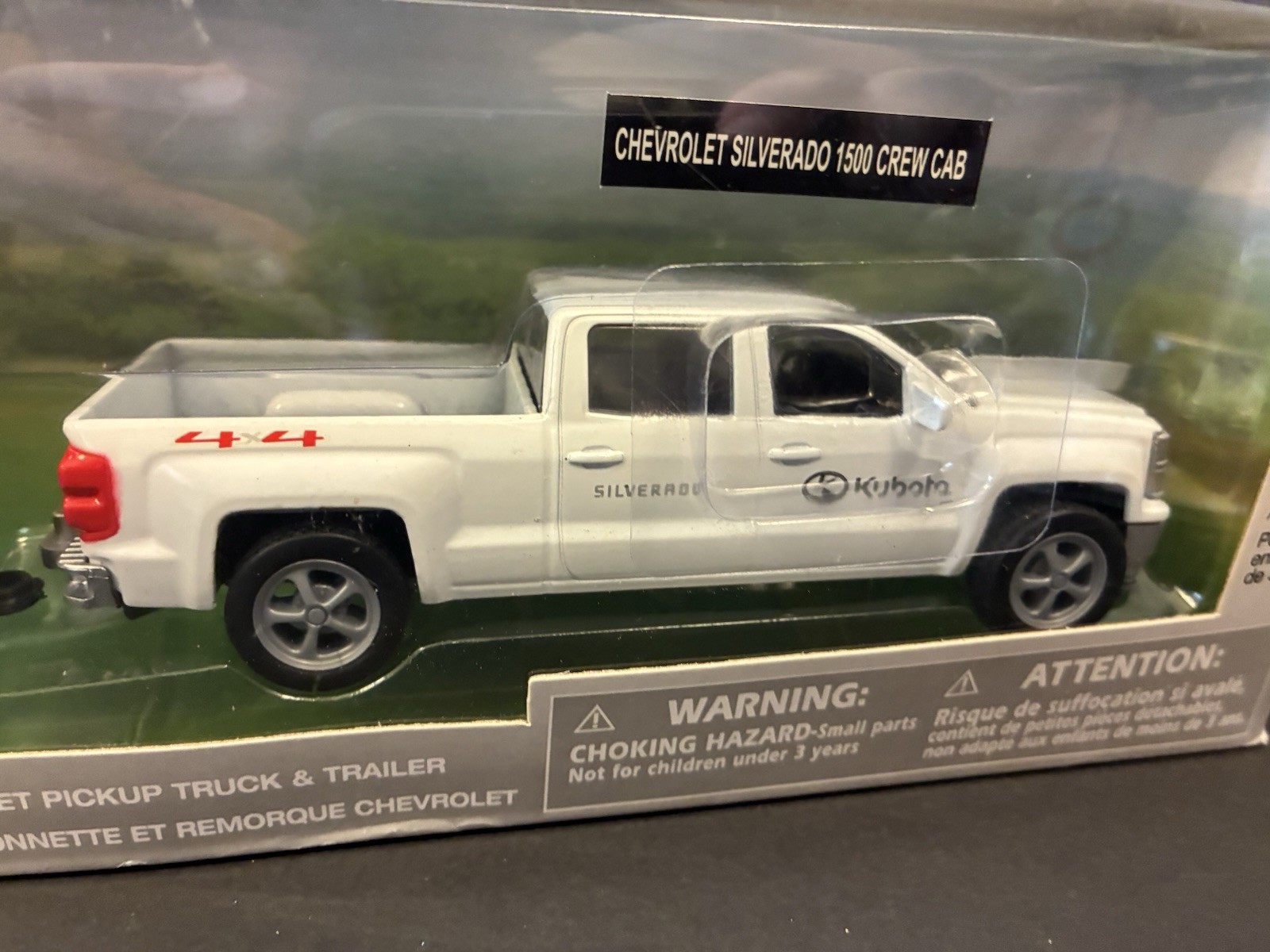New Ray Kubota KX040 Excavator & Trailer Chevrolet Silverado 1500 Crew Cab Truck