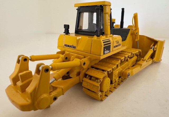 1:50 Komatsu D155AX-5 Avance Bulldozer Full Cab Diecast Model By Joal