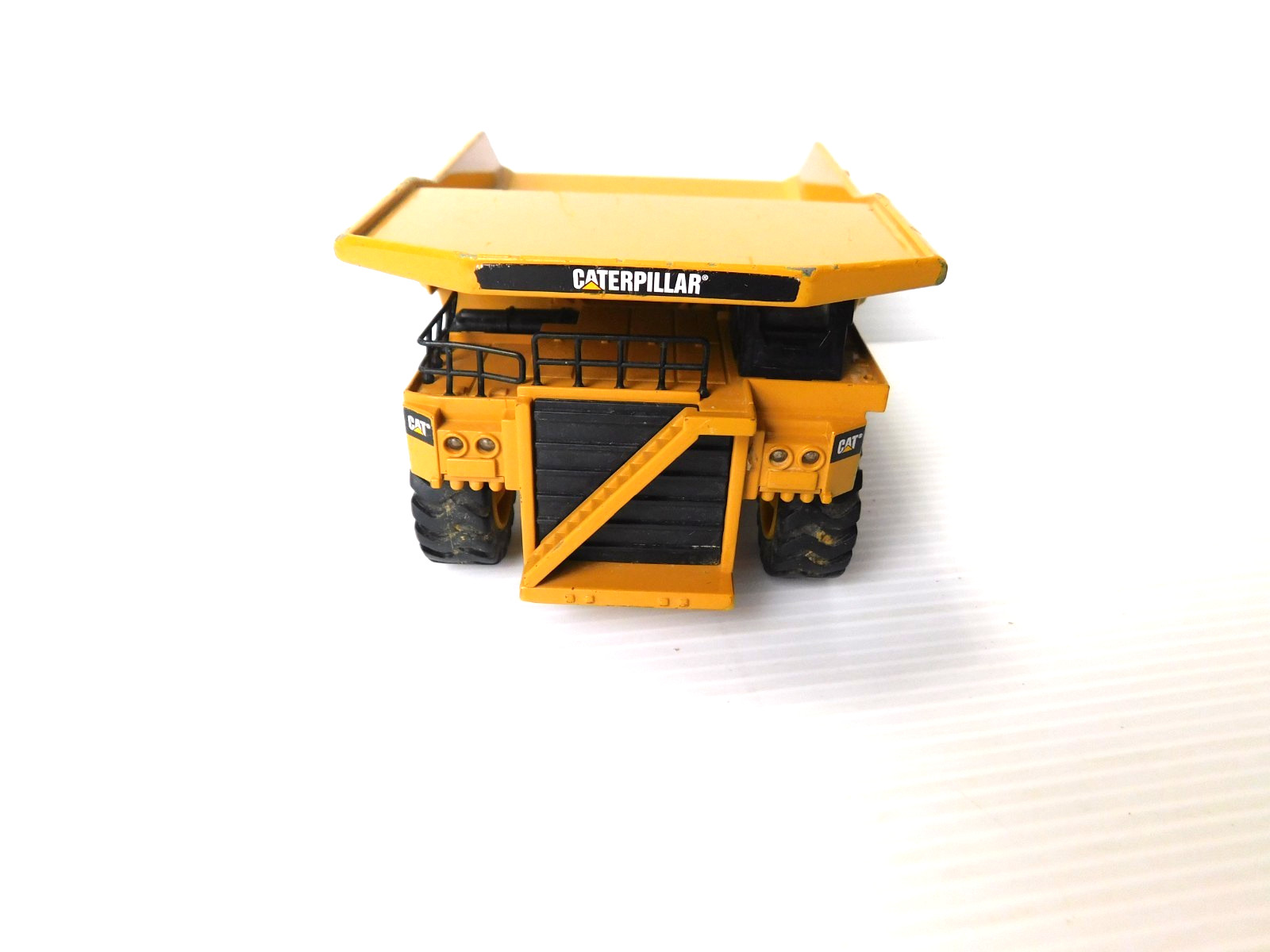 CAT 797F Dump Truck Earth Movers Caterpillar Diecast 1:101 Toy State