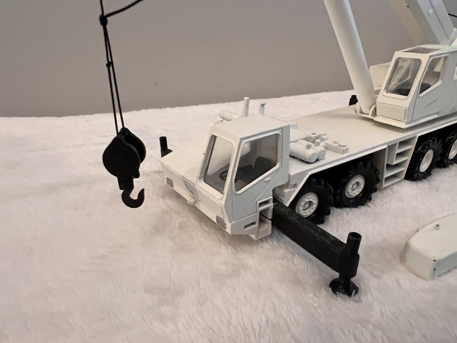 Krupp Autokran 70 GMT-AT All-Terrain Crane – White Conrad 1:50 Scale Model #2080