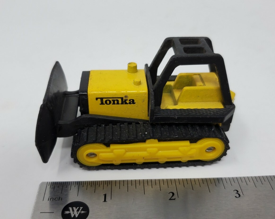 Tonka Toy Bulldozer 1/64 Scale Metal / Plastic 1994