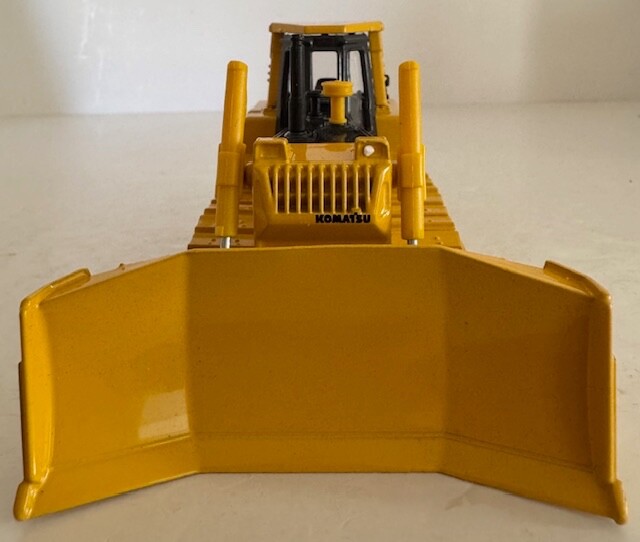 1:50 Komatsu D155AX-5 Avance Bulldozer Full Cab Diecast Model By Joal