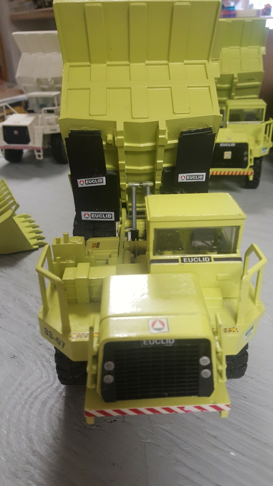 1/40 EUCLID/TEREX 3307 Dump Truck in “EUCLID” colors $$$ FREE SHIPPING !!!