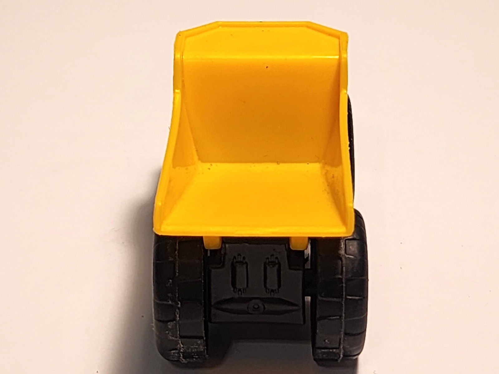 CAT Plastic Dump Truck Toy Sturdy Construction Toys Vehicle S29