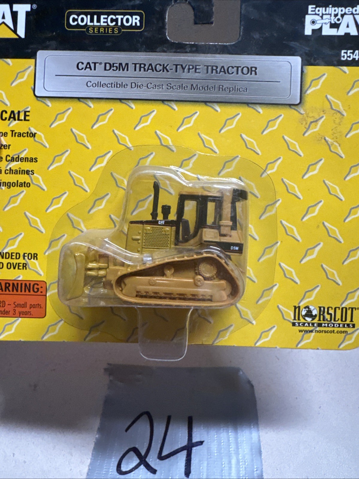 Norscot Collector Series CAT D5M TRACK-TYPE TRACTOR 1:87 Diecast 2005 A22