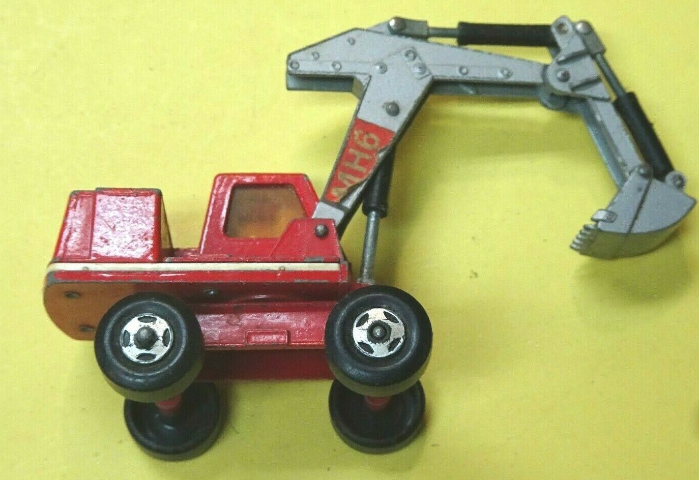 Vintage Matchbox Lesney King Size MH6 Wheeled Hydraulic Excavator Diecast*