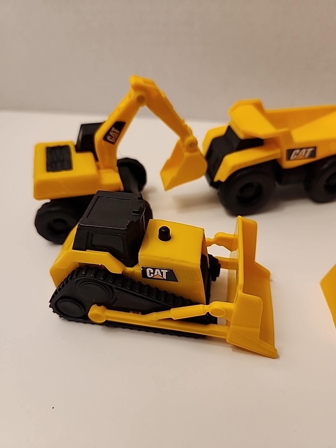 CAT Caterpillar Construction Vehicle Toy Lot Plastic Dump Truck Loader Dozer
