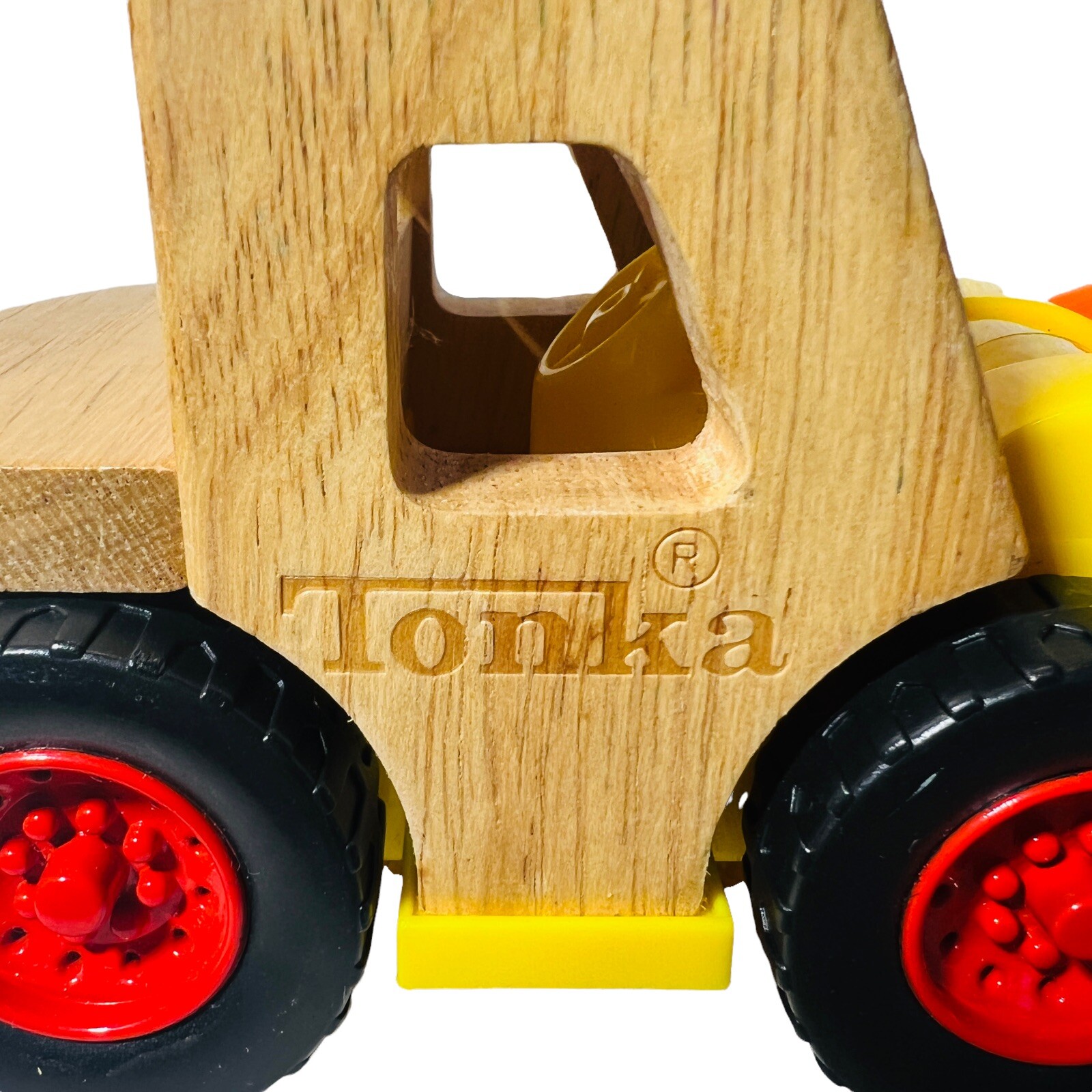 Tonka 2007 Hasbro 5” Wooden Plastic Bulldozer Construction Equipment Funrise Inc