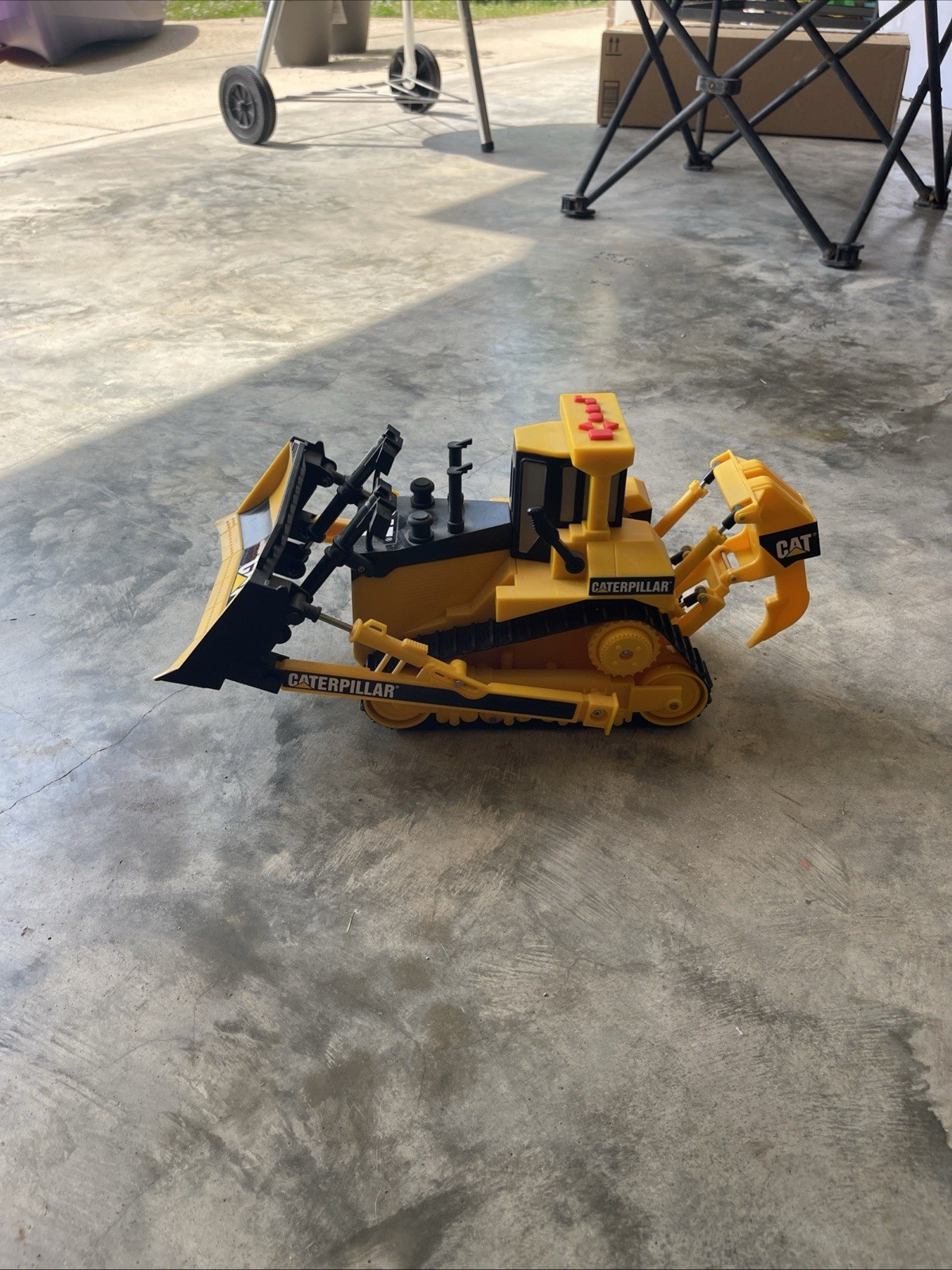Caterpillar Bulldozer Tractor Backhoe W/Sounds Tested All Works Has Batteries