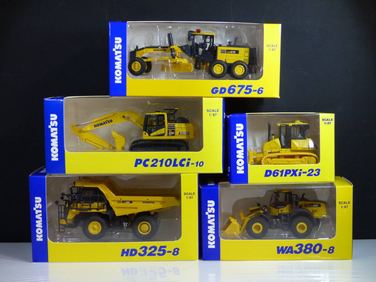 KOMATSU HD325-8 WA380-8 PC210LCi-10 D61PXi-23 FE25-1 GD675-6 japan Miniature set