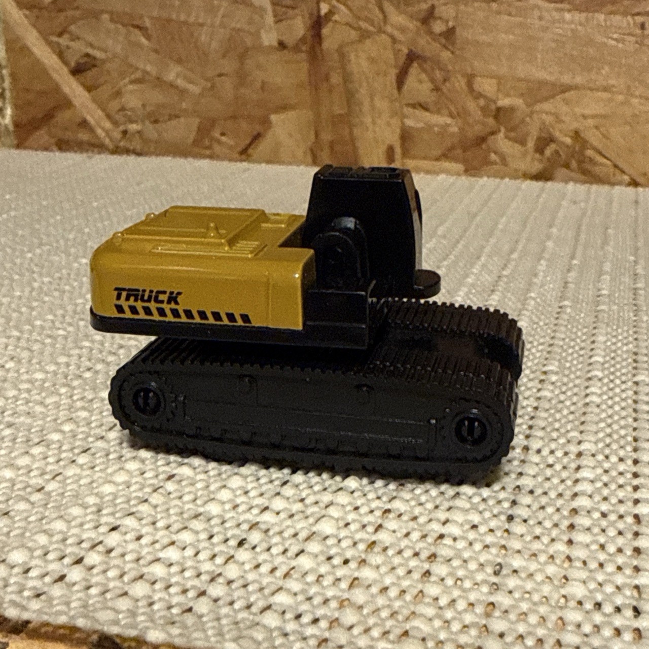 TRUCK Yellow and Black Construction Toy Set Semi Trucks Crawler Excavator