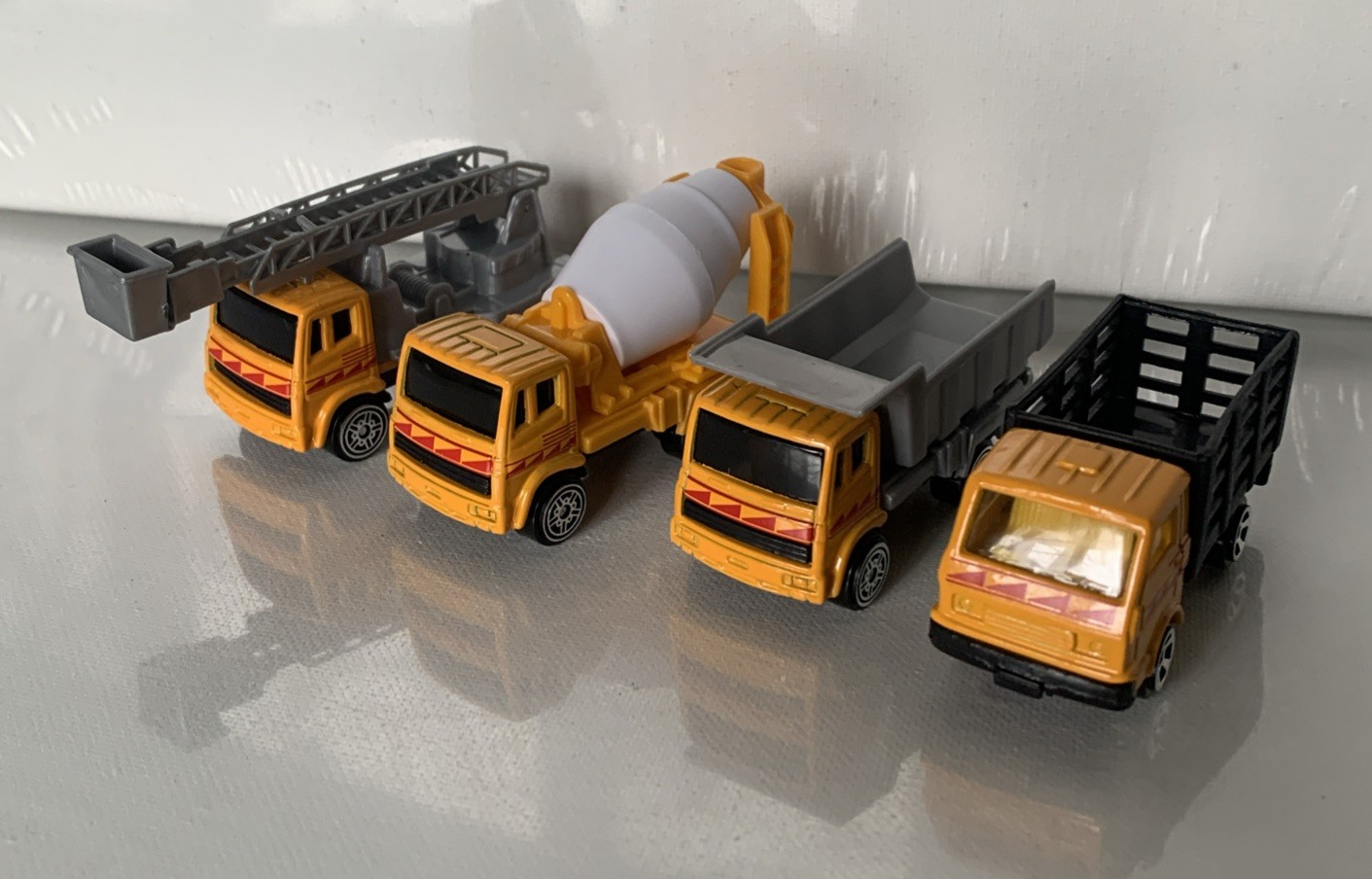 Maisto Diecast Construction 3” Toy Set Of 4 Trucks