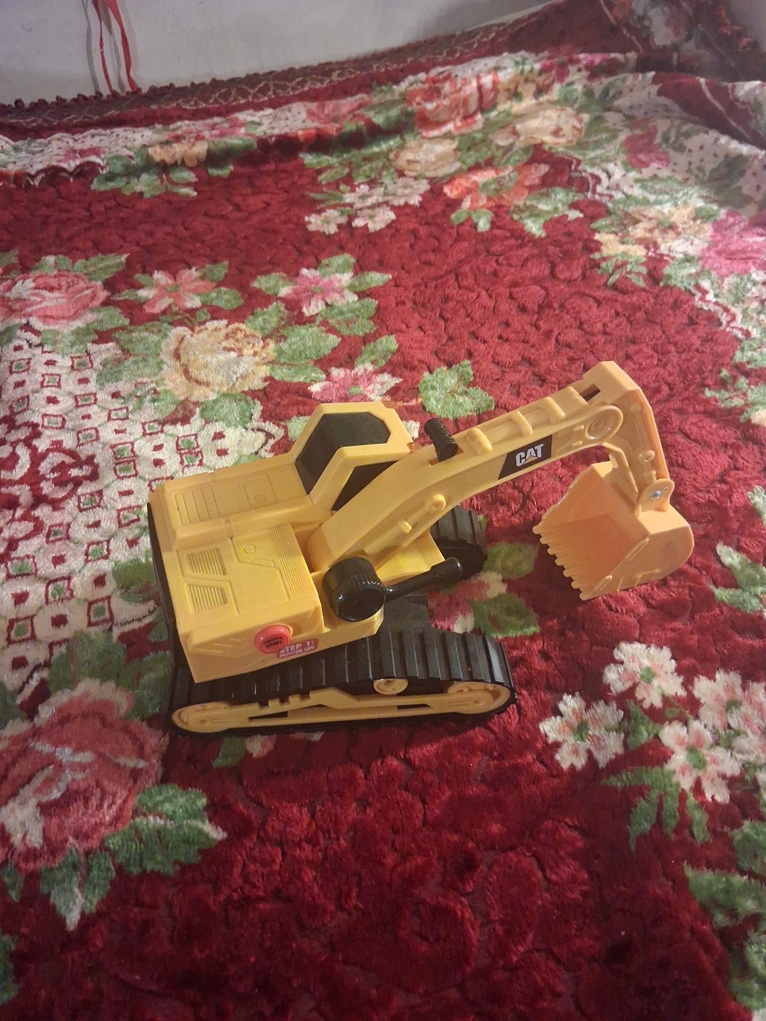 CAT Power Haulers Excavator Construction Toy Motion Lights Sound Technology