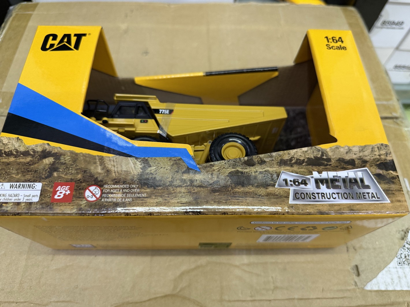 DM 1/64 Scale Caterpillar Cat 775E Off-Highway Truck Diecast Model Gift 84653