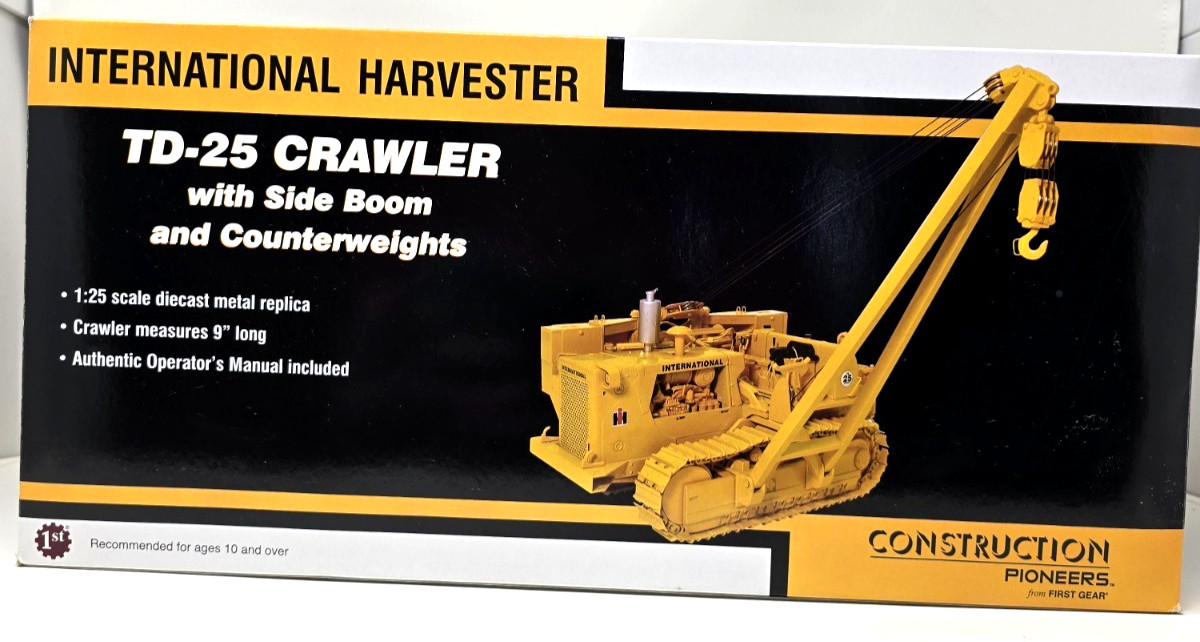 International Harvester TD-25 Crawler w/ Side Boom & Counter Weights 1:25 scale