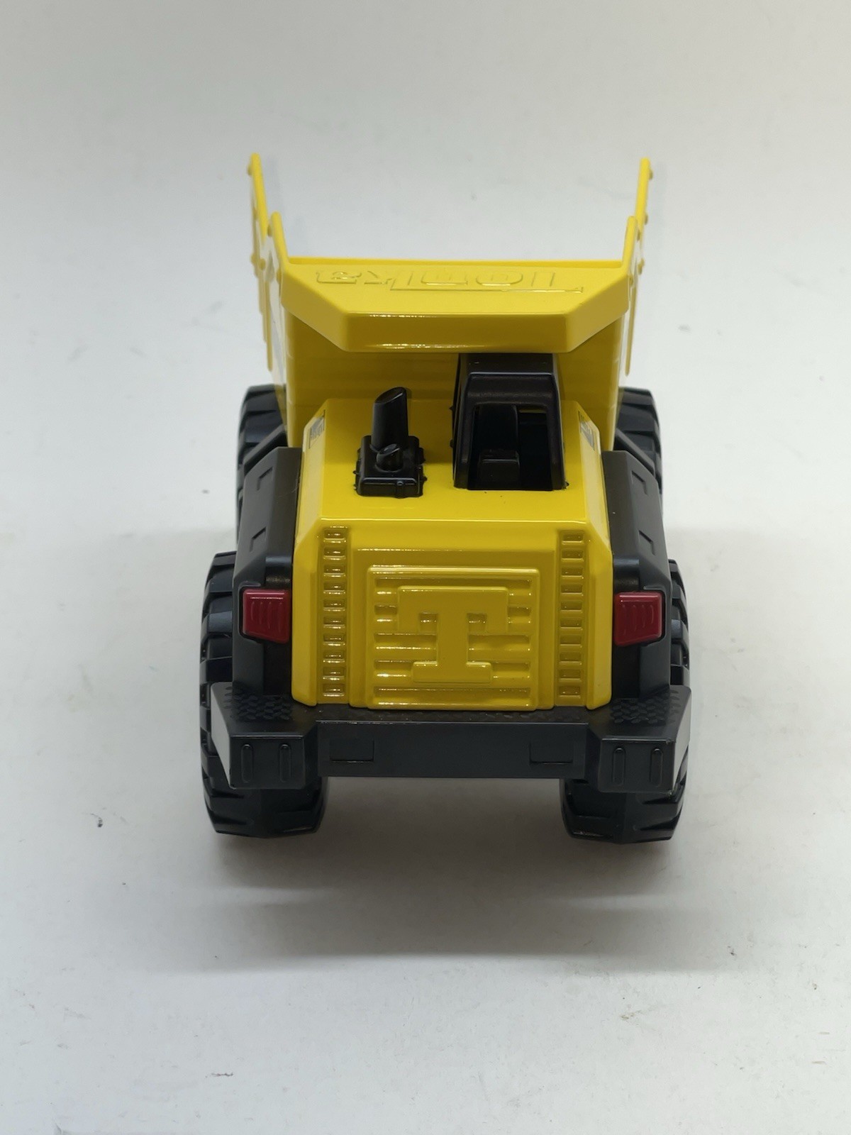 TONKA CLASSIC RETRO DUMP TRUCK 8″ METAL & PLASTIC
