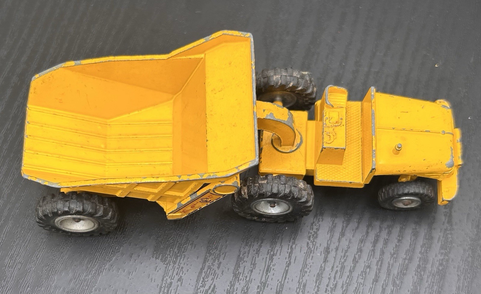 Matchbox King Size No. 7 Curniss-Wright CWD 321 Dump Truck Diecast Yellow