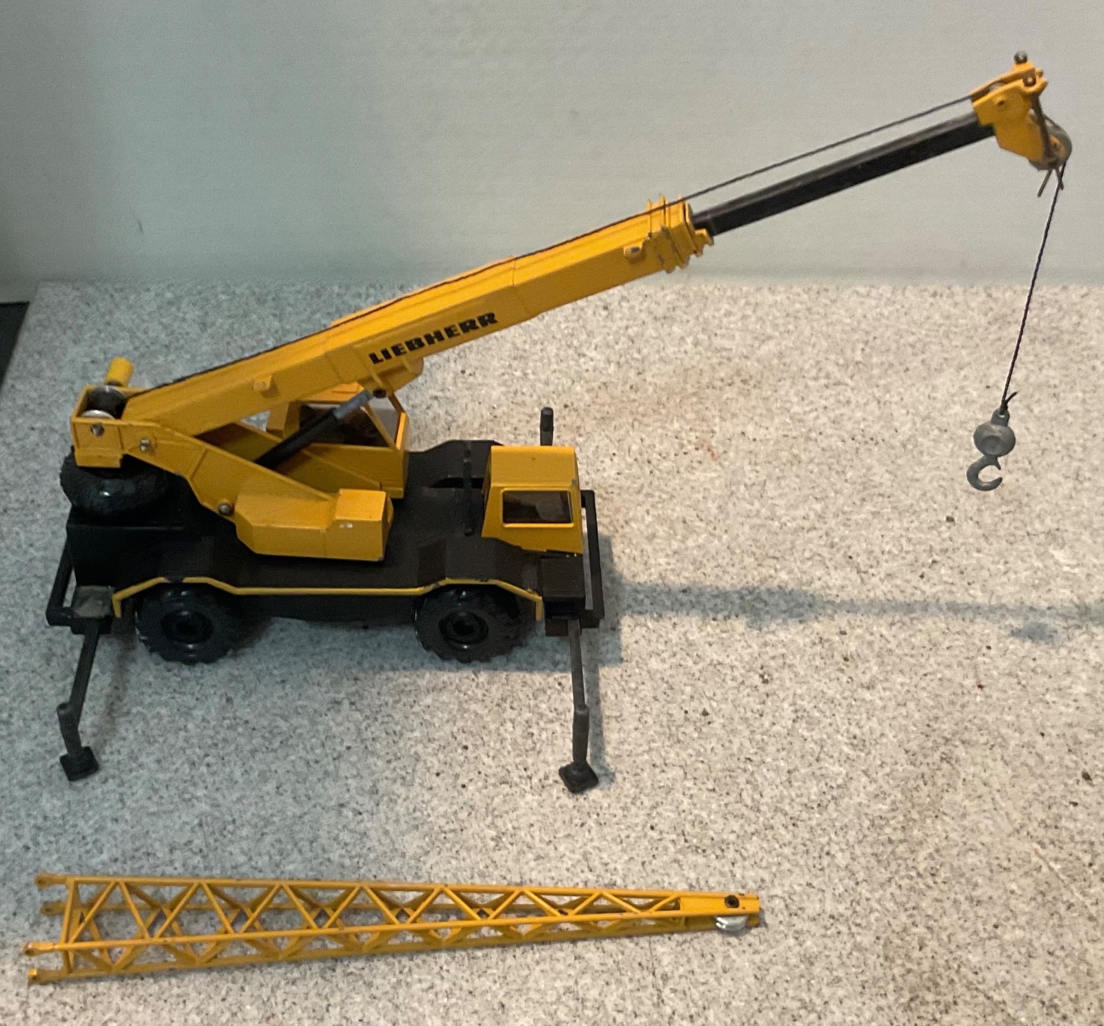 Conrad Liebherr LTM 1050 Mobile Jib Crane 1/50