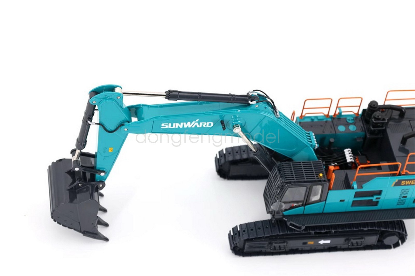 1/35 Scale SUNWARD SWE985F Mining Excavator Diecast Toy Model Collection IN BOX