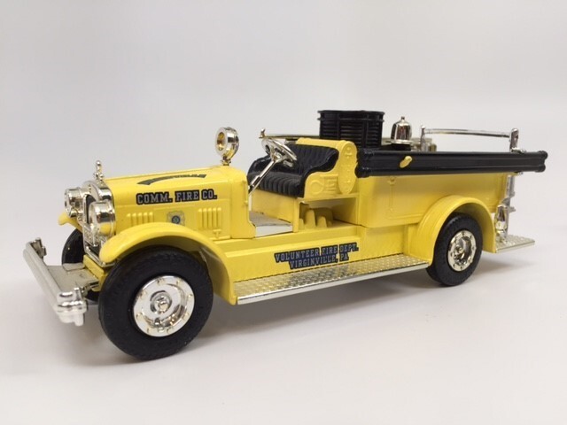Ertl 9090 Seagrave -1926 Fire Truck Bank – COMMUNITY FIRE DEPT 1/30 Die-cast MIB