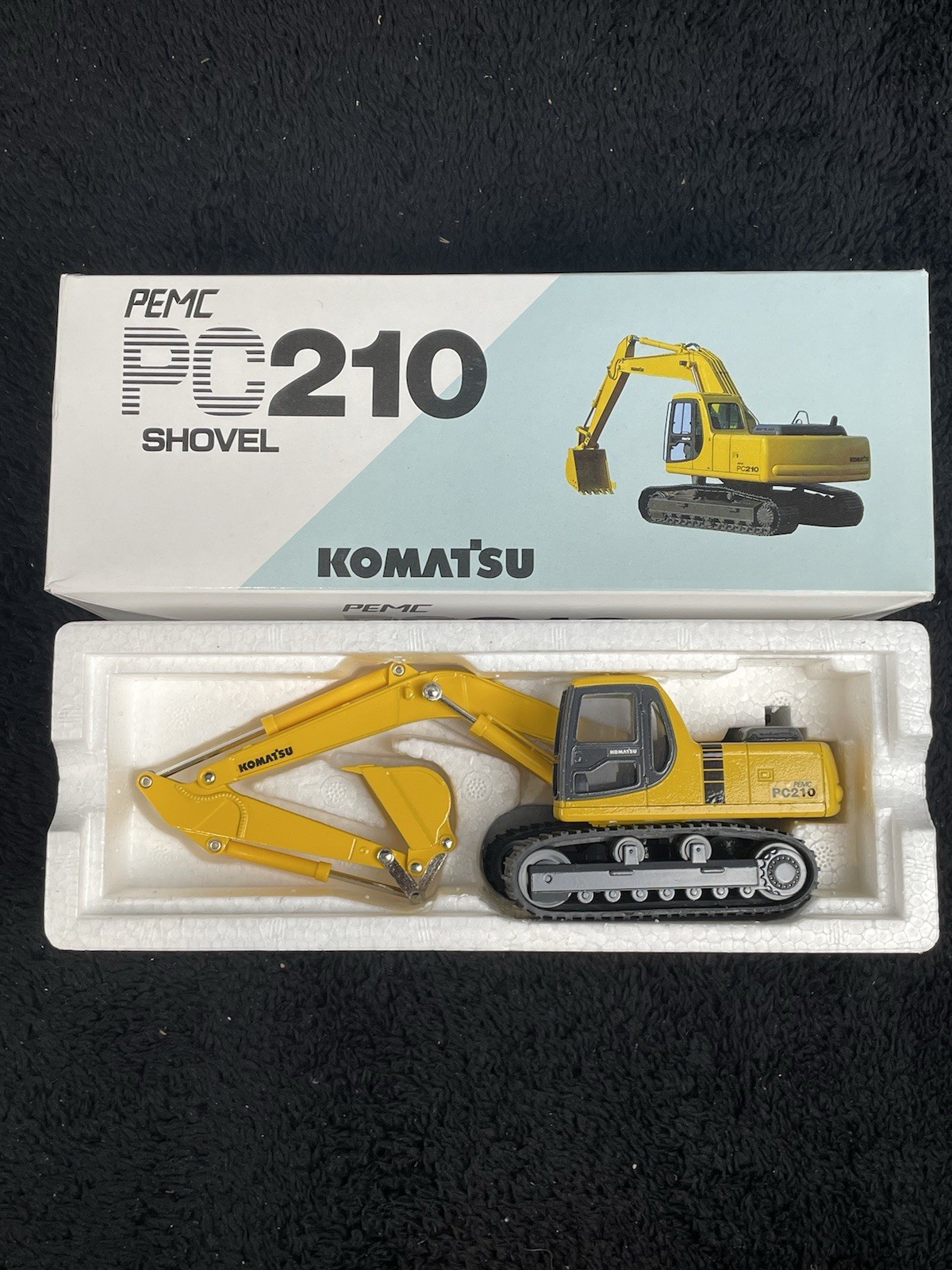 Komatsu PC210 PEMC Excavator Goodswave 1:43 Scale Diecast Model Vtg Tokyo JAPAN