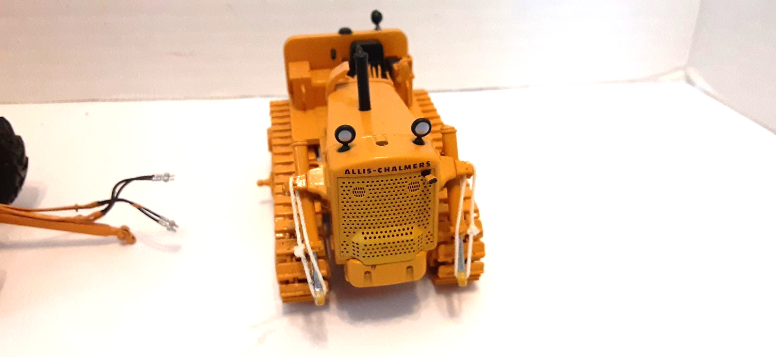 1:50 Allis-Chalmers HD-21 Crawler With Ejector Scraper By First Gear