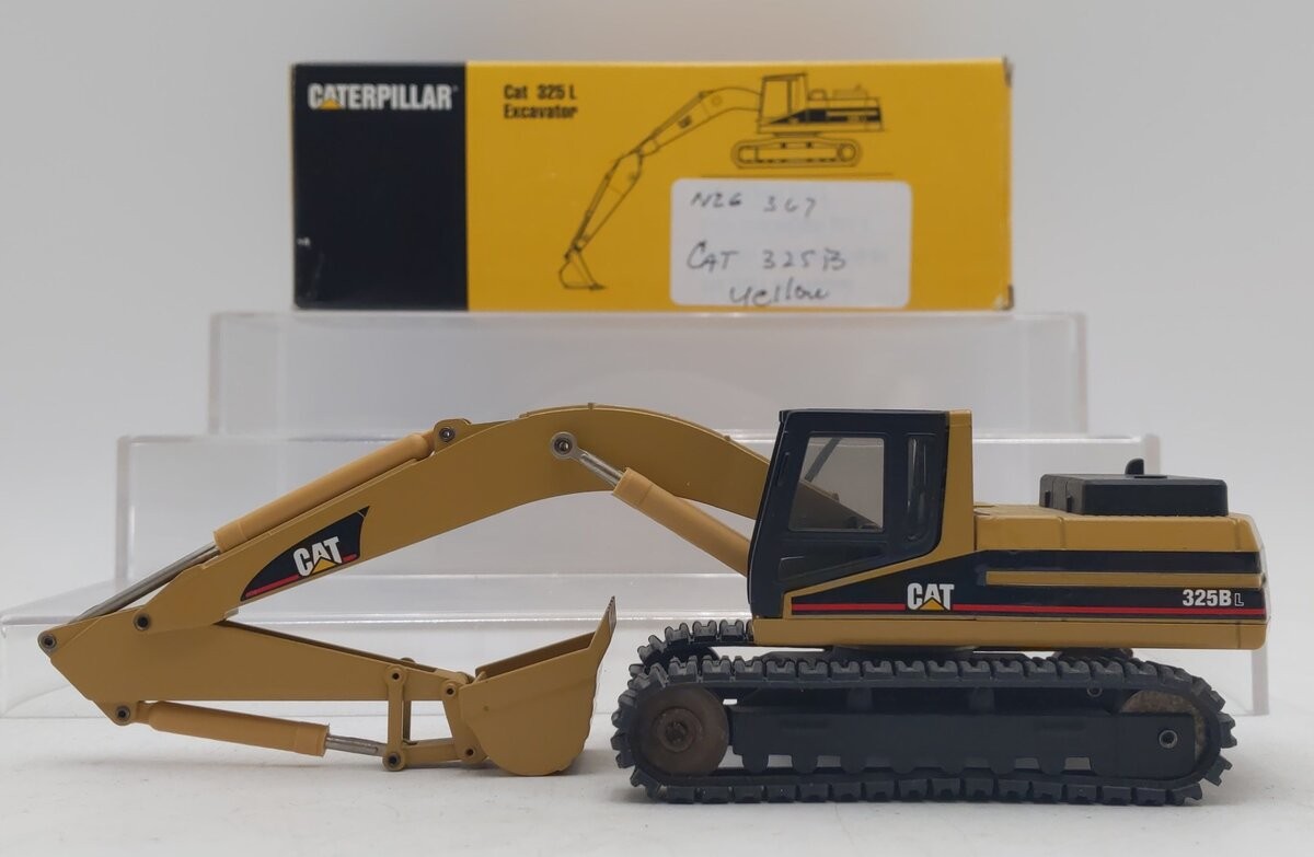 NZG 367 1:50 Caterpillar 325B L Excavator EX/Box