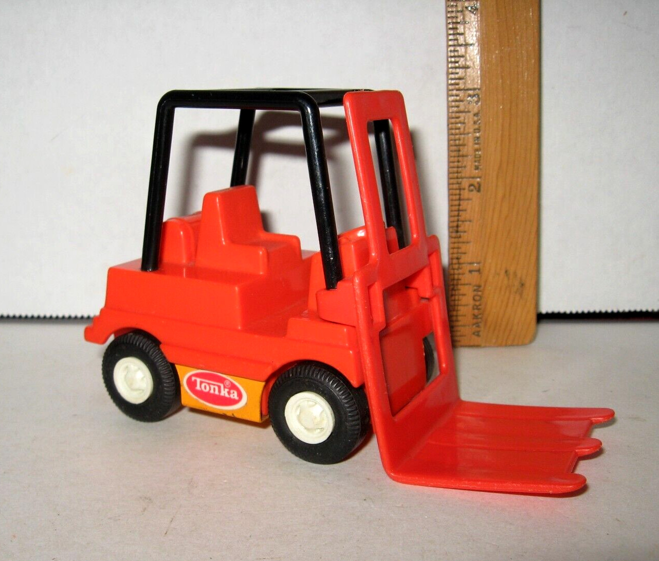 vtg 1970’s TONKA FORKLIFT Red/Orange Construction Toy Plastic/Metal 3″h