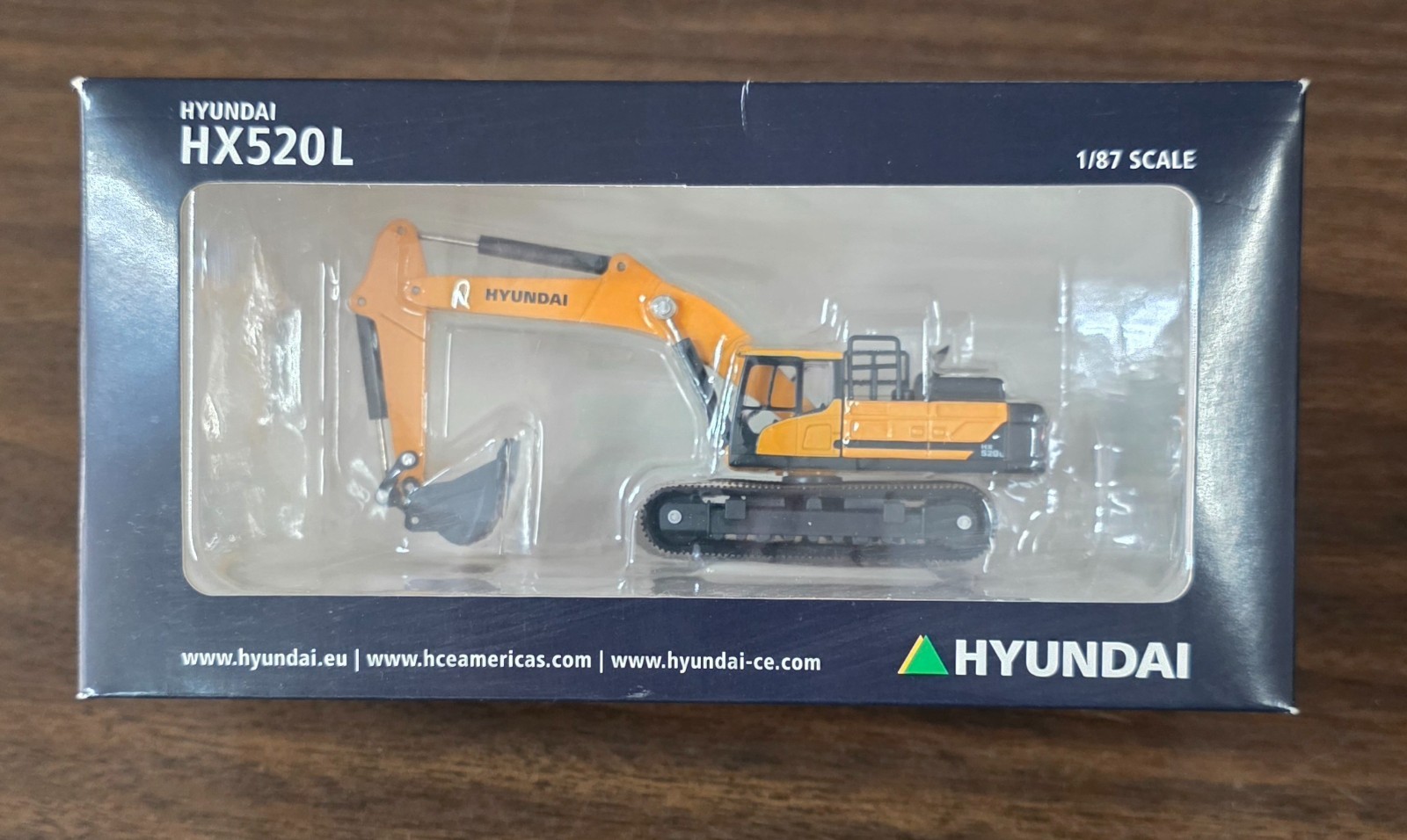 1/87 Scale HYUNDAI HX520L Hydraulic Excavator Diecast Model Toy Gift NIB