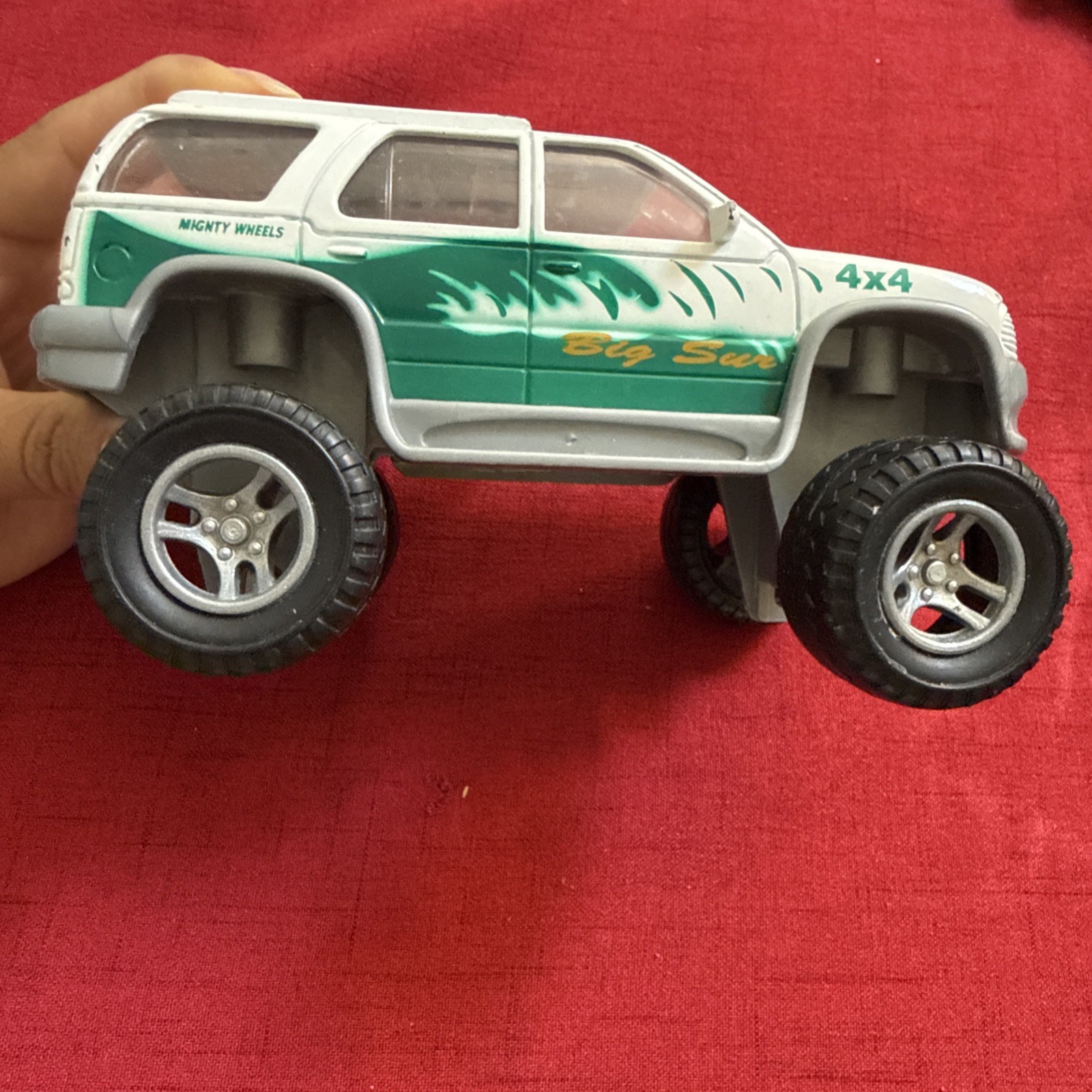MIGHTY WHEELS “BIG SUR” 4 X 4 SUV, 1998, SOMA, 7″IN LONG X 4″TALL 5″IN WIDE