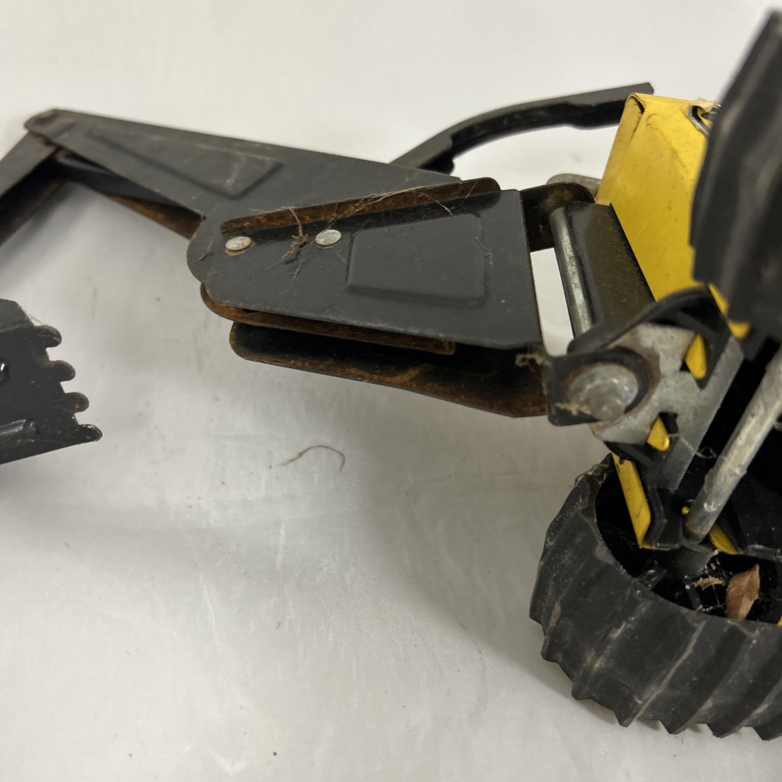 Vintage Tonka Metal Track Loader Backhoe Bulldozer Black Bucket Toy