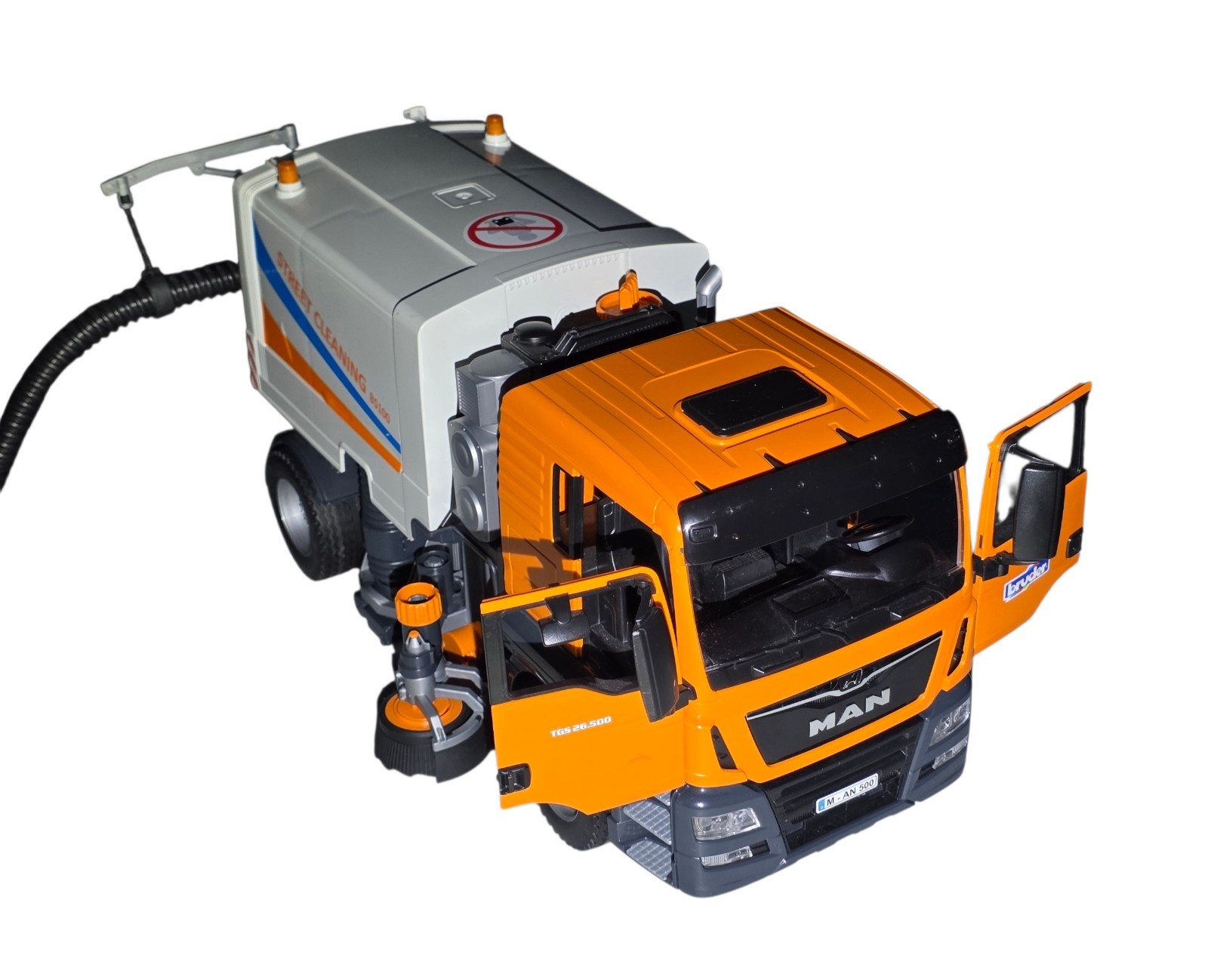 BRUDER MAN TGS 26.500 1:16 Street Sweeper Truck Orange/White Plastic 2009 EUC ✅️