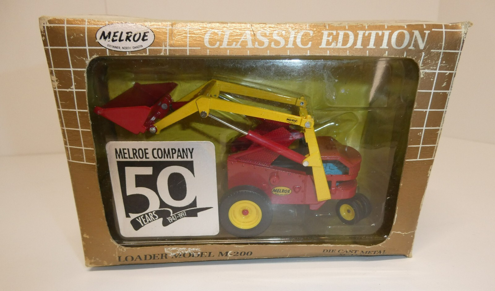 Melroe Bobcat M-200 Loader Clover 1:25 Scale Diecast Model #6722771 New 50 YEARS