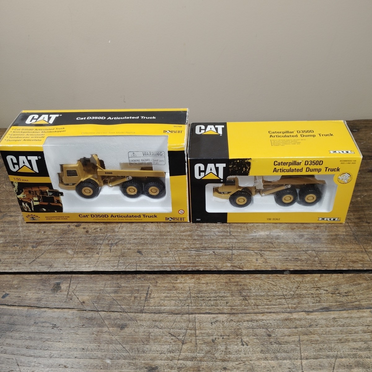 TWO Norscot Caterpillar CAT D350D Articulated Truck & Dump Tractors ERTL Box