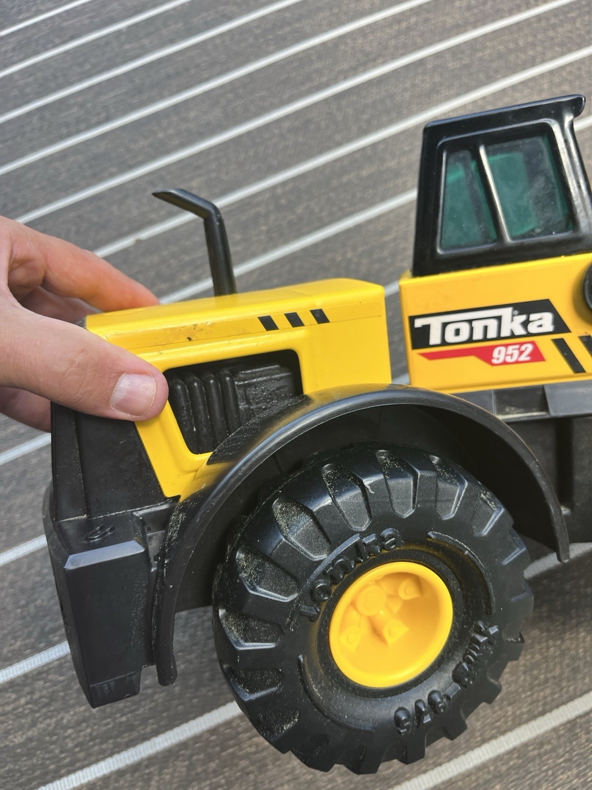 Tonka Steel Classics Front Loader 952 Steel Construction Vehicle Toy