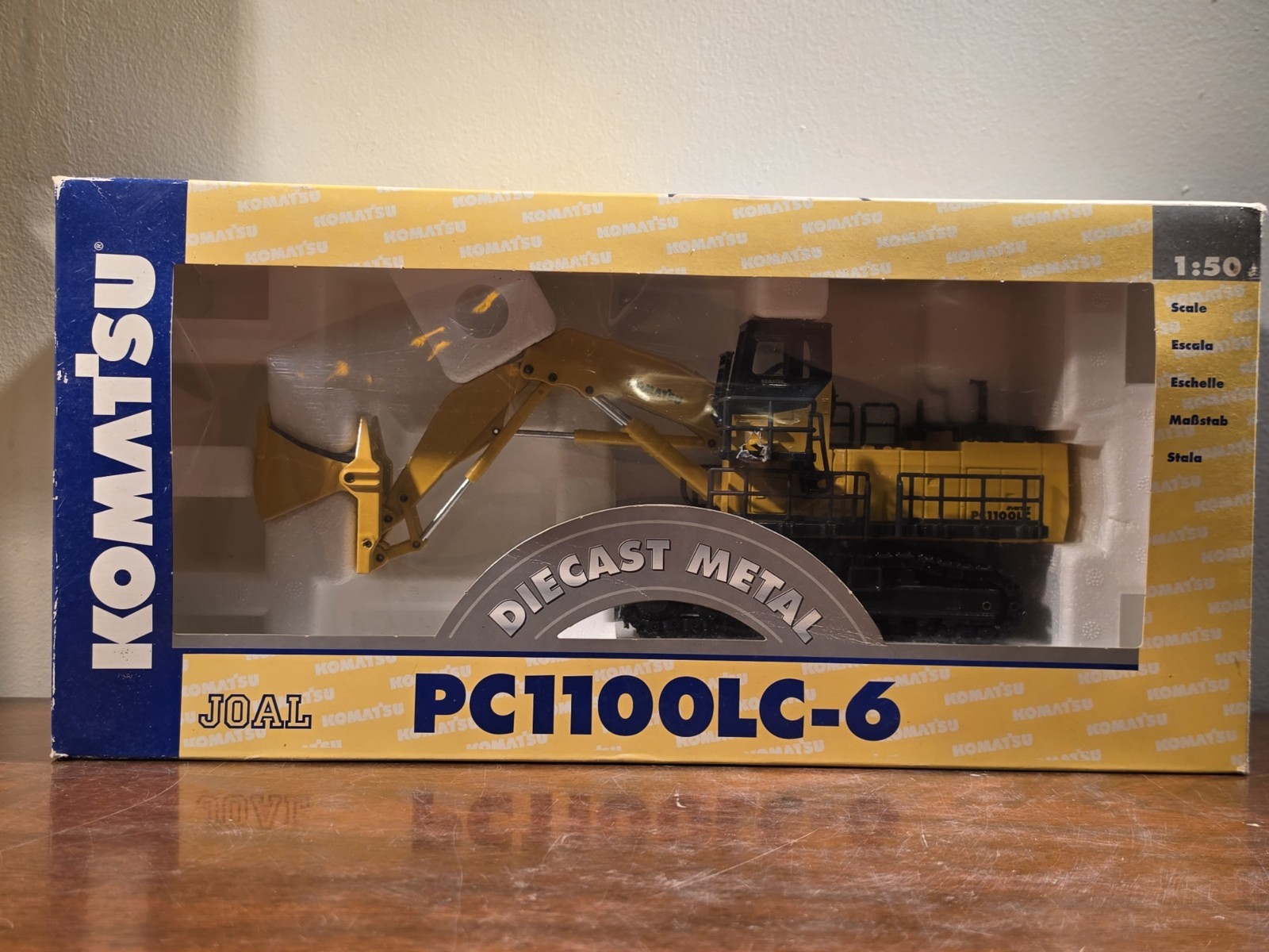 NEW JOAL Komatsu PC1100LC-6 Avance Excavator Diecast Model 1:50 Scale USA