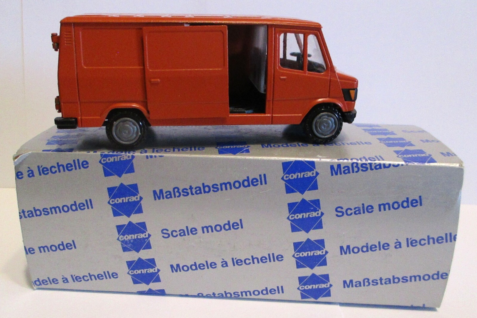 Conrad 1604 Rust Color Transport Delivery Van Collector Toy 1/50 W. Germany