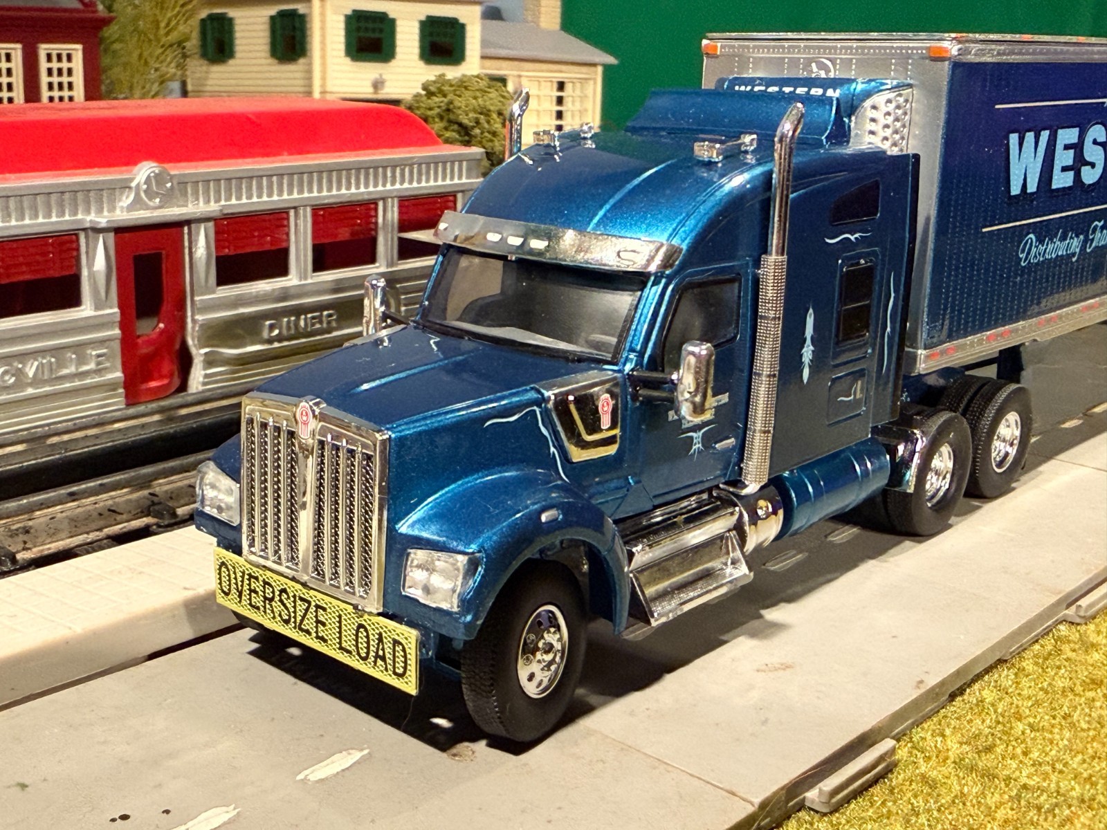 Tonkin Kenworth W900 Western Semi-Truck w/Reefer Trailer 1/53 Die-cast New