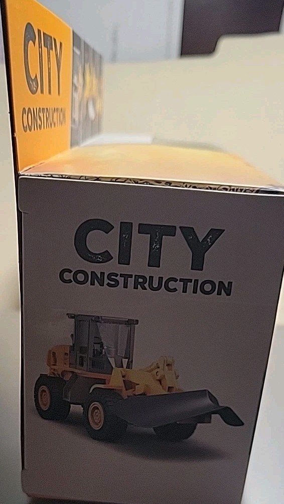 City Construction 1/50th Scale Front end Loader Nib Use W/lionel O Gauge Plastic