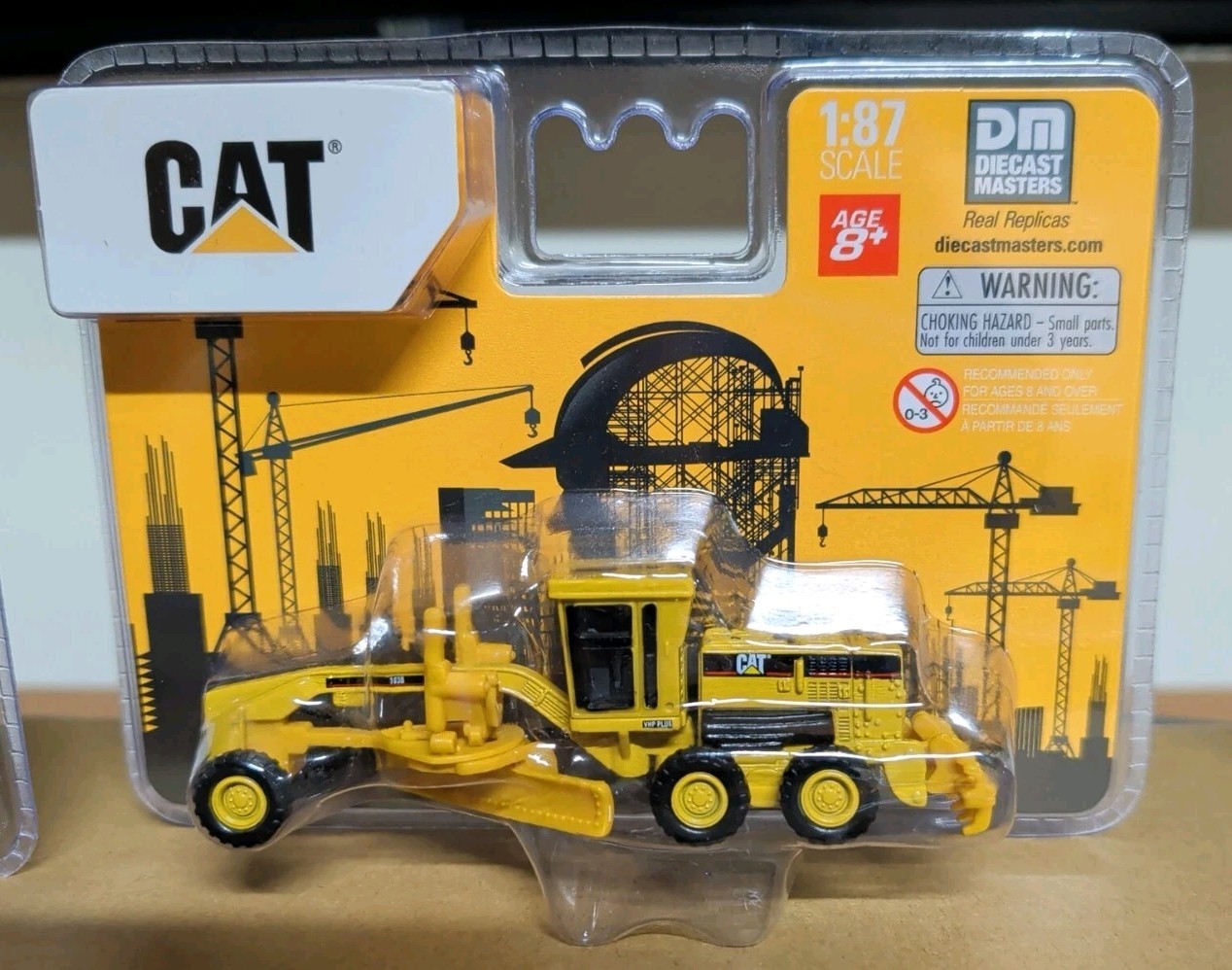 3 pc Diecast Masters Cat Grader And Black Tractor Trailer 1:87 HO Scale